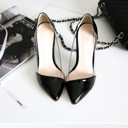 side cut out pumps
