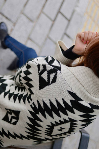 Woman Fashion Long Sleeve Short Apricot Wool Sweater QJ131112410-2